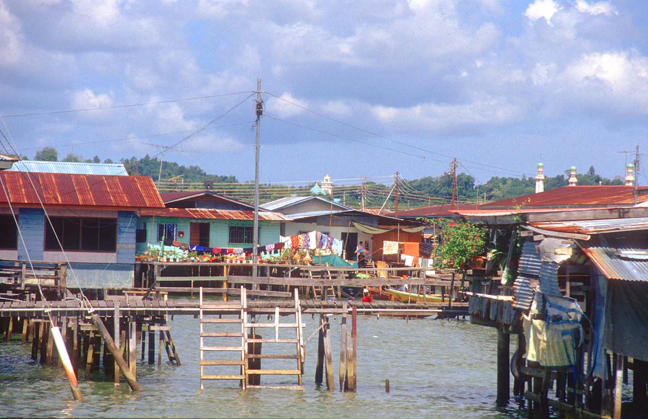 tempat menarik di negara brunei darussalam